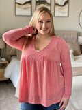 Coral Ribbed Vneck Top